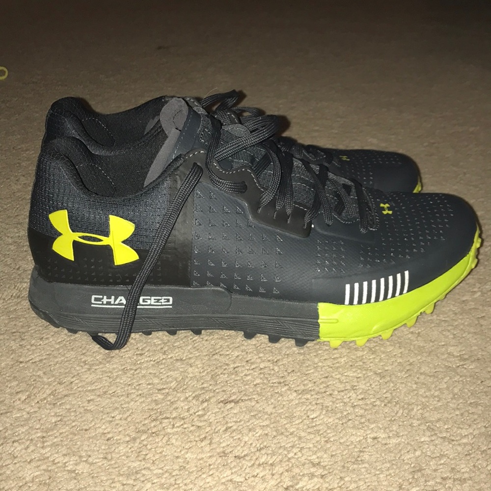 Under Armour trail running shoes 9.5